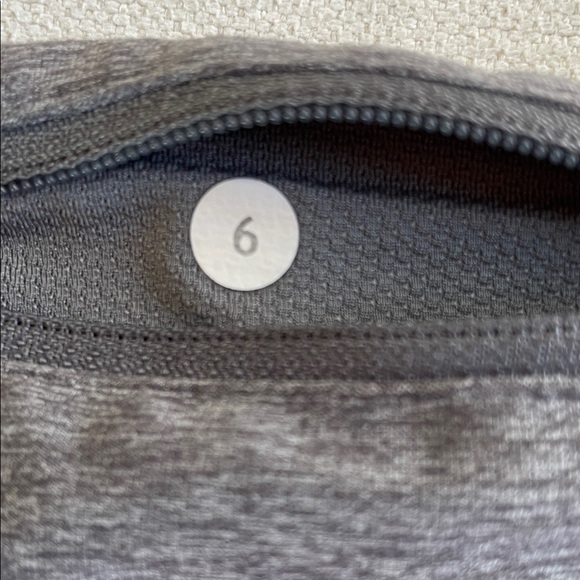 Lululemon Speed Short 4-way Stretch Raspberry Glo Light/Heathered Slate, size 6 - Picture 6 of 8